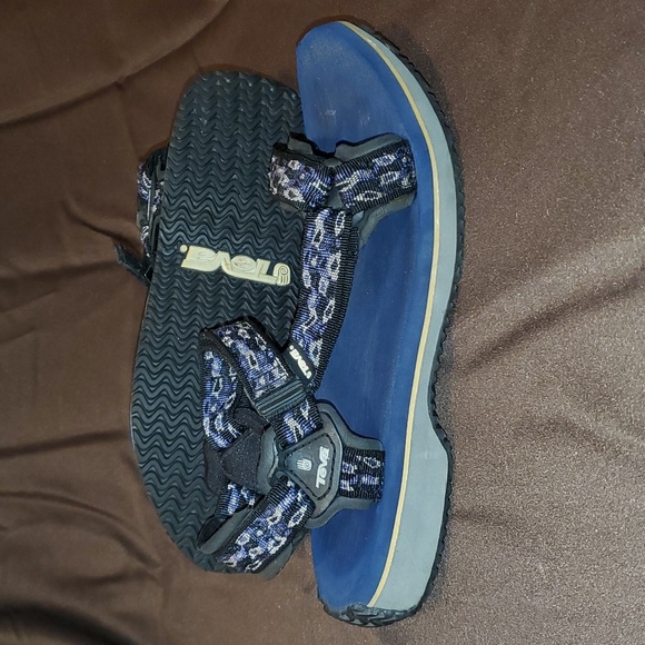 Teva Sandals - Picture 3 of 11